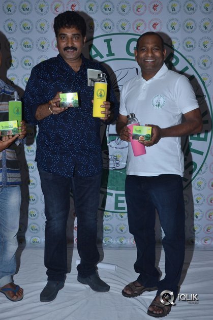 Rajeev-Kanakala-Launches-Chai-Guru-Herbal-Tea-Master-Product